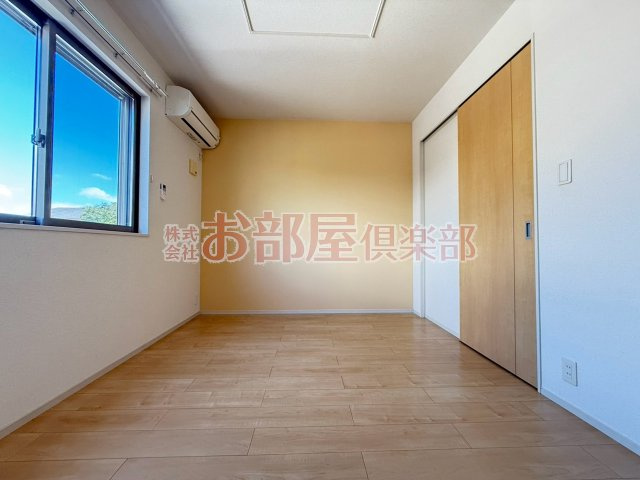 リヴェール恋町 Ⅰの洋室|明るい洋室です