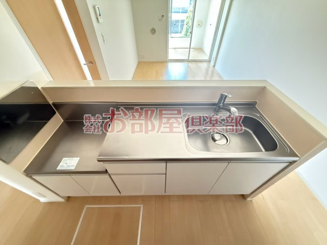 リヴェール恋町 Ⅰのキッチン|コンパクトなキッチンで掃除もラクラク