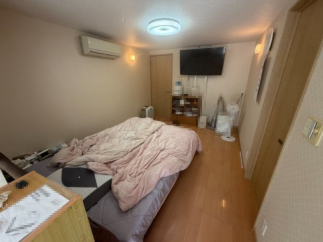 佐伯市鶴見 4LDK 中古一戸建ての寝室