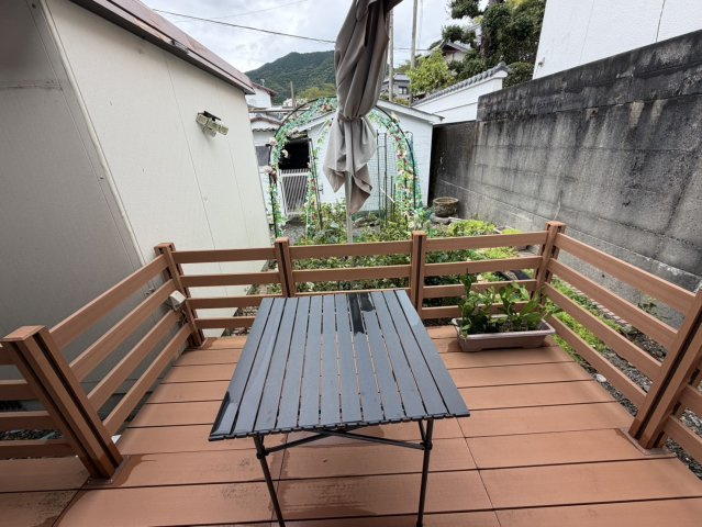 佐伯市鶴見 ５DK 中古一戸建てのバルコニー