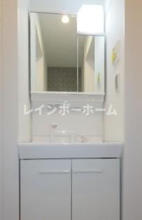 サンセットの独立洗面台