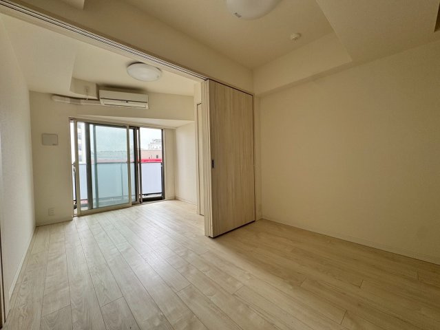 ガーラ・プレシャス三軒茶屋の居間・リビング