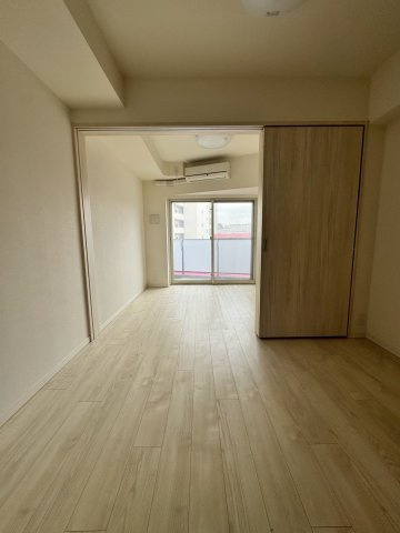 ガーラ・プレシャス三軒茶屋の居間・リビング