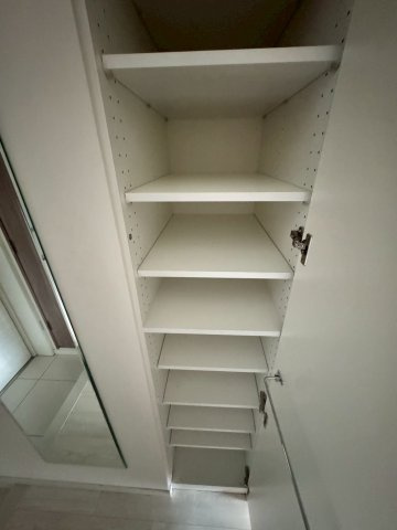 ガーラ・プレシャス三軒茶屋の玄関
