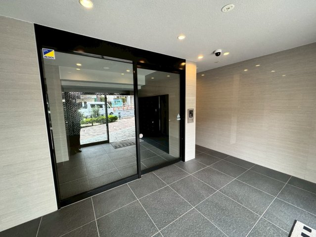 ガーラ・プレシャス三軒茶屋のロビー