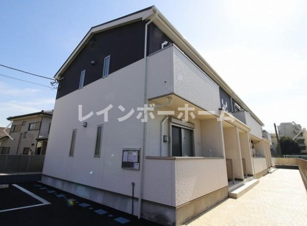 アムール　Westの外観