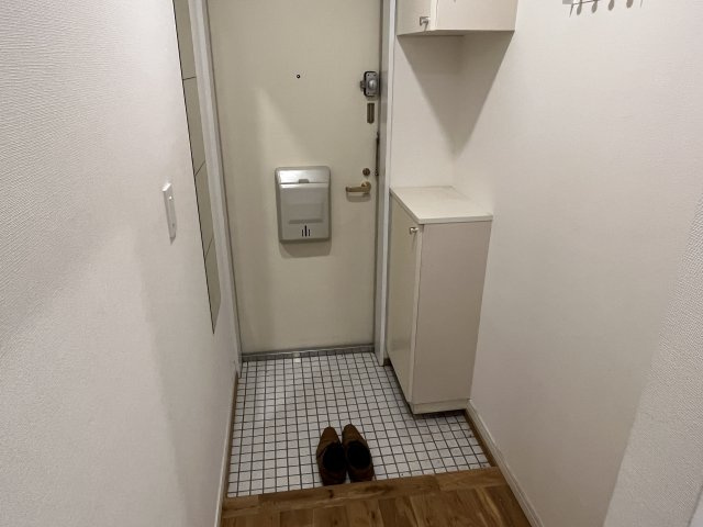 キャッスル高根ＫＯの玄関