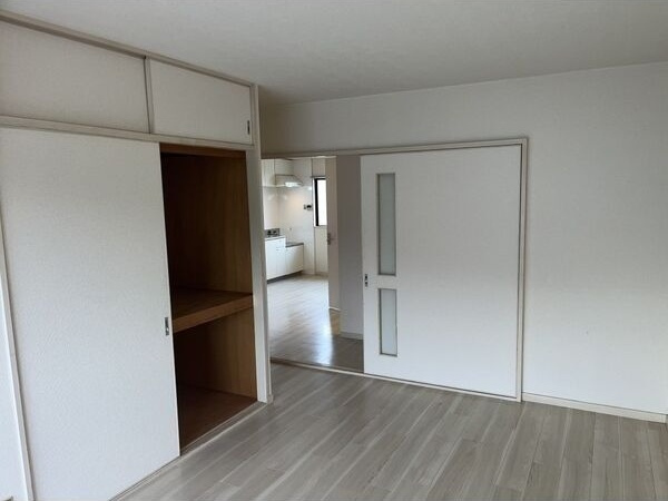 箕ノ手ハイツBの収納