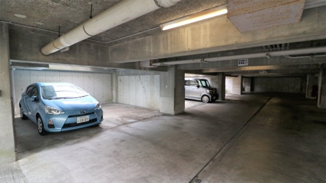 メービウス妙法寺の駐車場