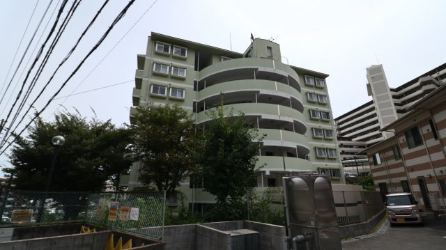 メービウス妙法寺の外観