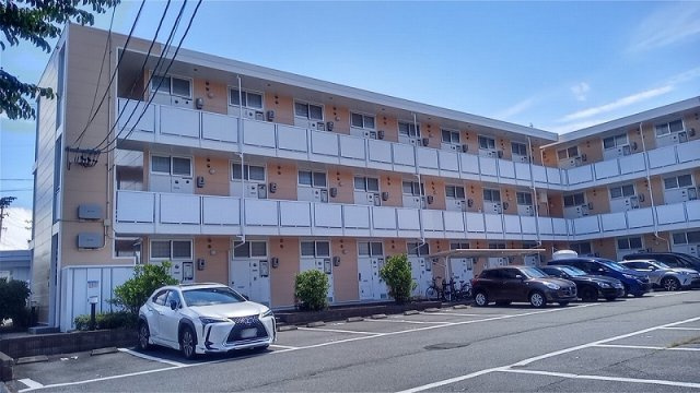 【外観】 | レオパレス愛