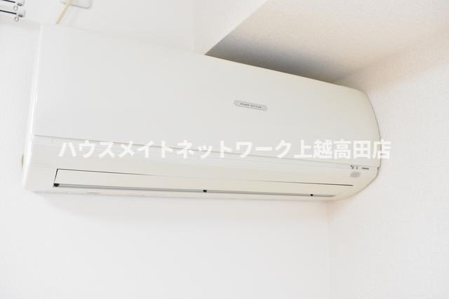ロイヤルガーデン南城　D棟の設備|エアコン