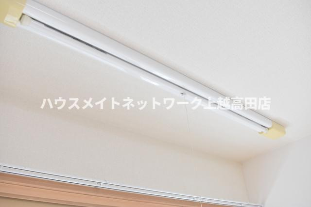 ロイヤルガーデン南城　D棟の展望|室内物干し