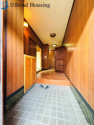 約180坪の土地　伊川谷町潤和　中古戸建の玄関