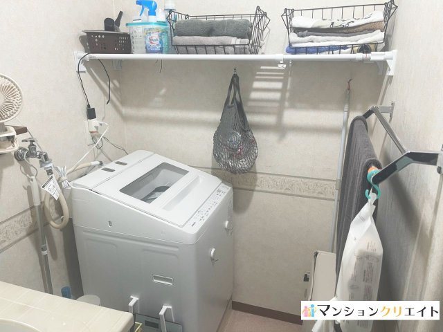サーパス松本フェニックス通りのランドリースペース|室内洗濯機置き場