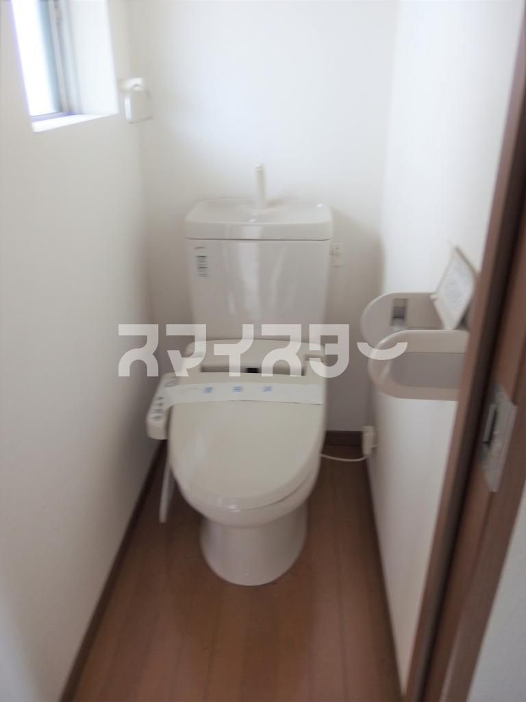 八王子市子安町２丁目の賃貸マンションのトイレ
