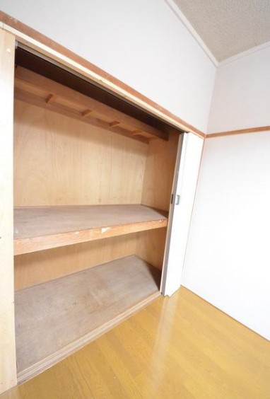 八王子市子安町２丁目の賃貸マンションの収納