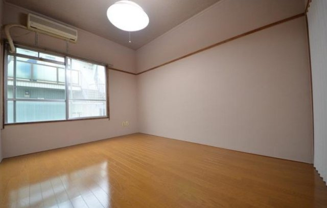八王子市子安町２丁目の賃貸マンションの寝室