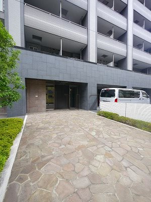 グランドガーラ川崎の外観