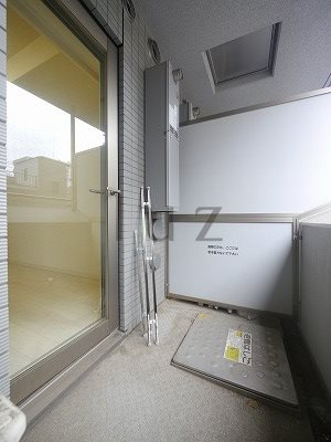 グランドガーラ川崎のバルコニー