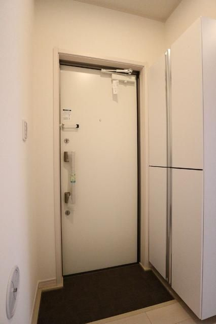 ミルフォリアの玄関