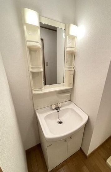 ヴィラコートはなみづきの洗面所|使いやすい洗面所です