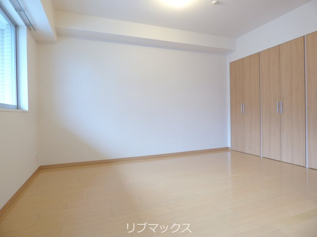 当店は家主強制でない場合、消毒・抗菌代や安心サポート代など不要費用は一切不要。オンライン案内可。