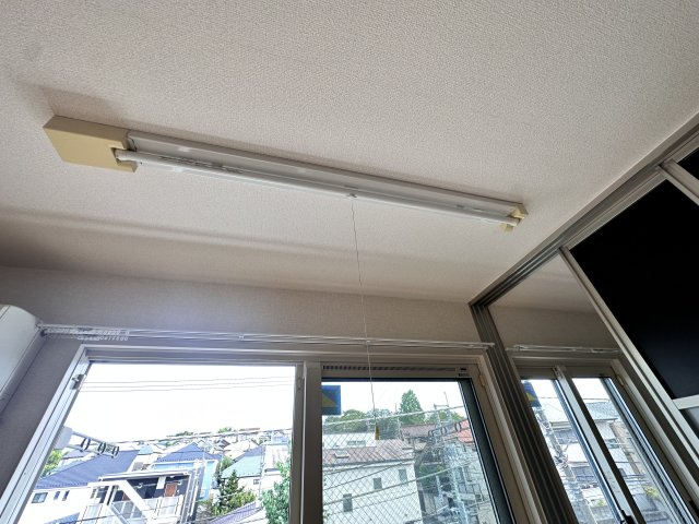 町田市鶴川１丁目のアパートの駐車場