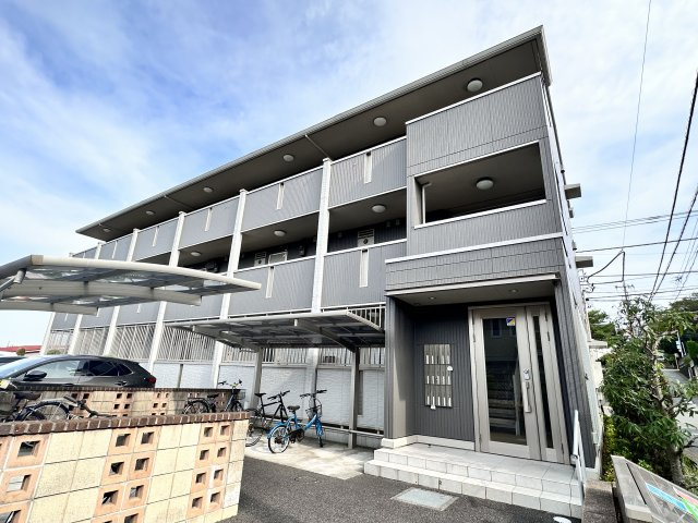 町田市鶴川１丁目のアパート