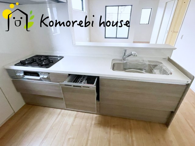 さいたま市大宮区天沼町　１期　新築一戸建て　CRAFT PiT　02のキッチン|2026.9.12撮影