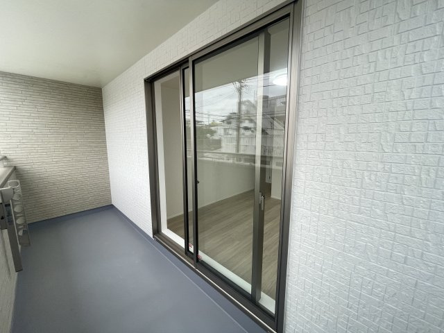 浦添市牧港2丁目（全3棟）のバルコニー|※同仕様写真です