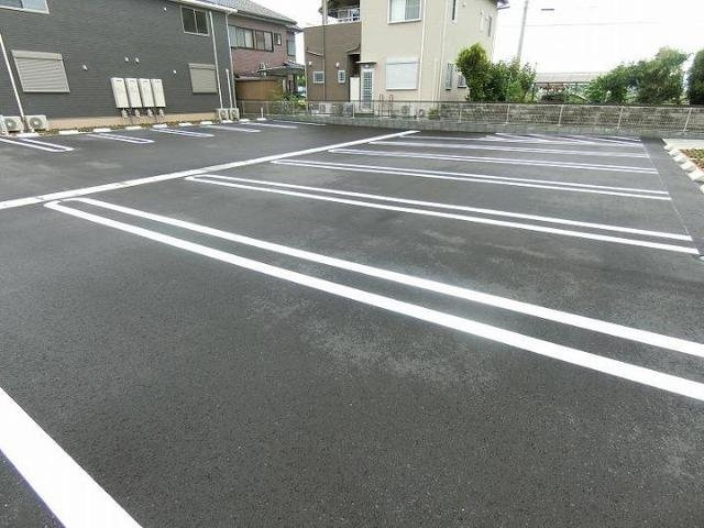 ＧＬＯＩＲＥ　Ｂ（グロワール）の駐車場