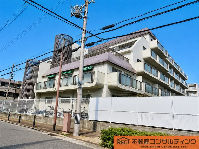 日商岩井夙川マンションの外観