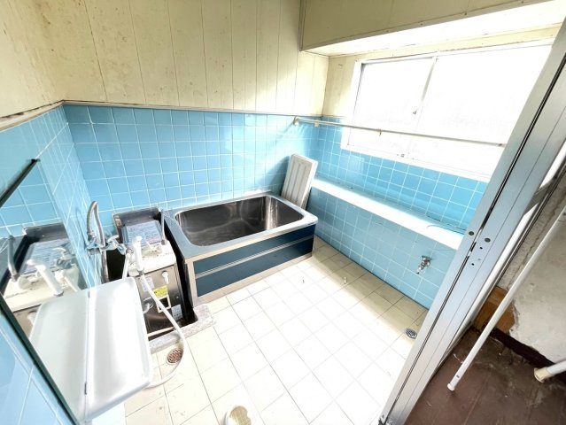 水戸市緑町１丁目　中古戸建の浴室