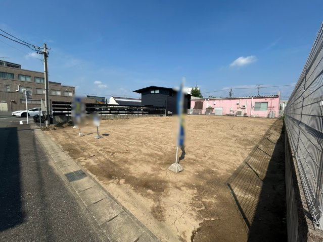 【前面道路含む現地写真】の画像