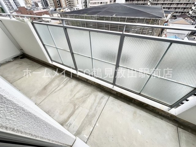 大阪市鶴見区今津中３丁目の賃貸マンションのバルコニー