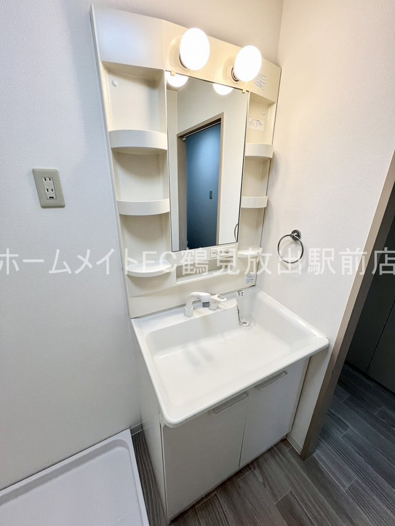 大阪市鶴見区今津中３丁目の賃貸マンションの独立洗面台