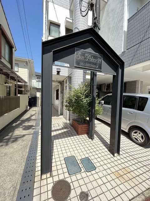 サンパレス21東園田Ⅱのエントランス