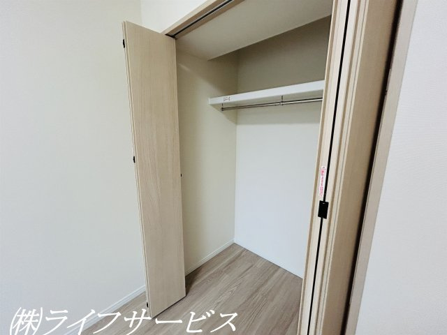 【収納】 | プラザ歌島壱号棟A棟 | キッチン側洋室5.7帖/クローゼット有