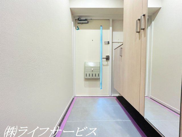 【玄関】 | プラザ歌島壱号棟A棟 | 玄関/天井高のシューズボックス有