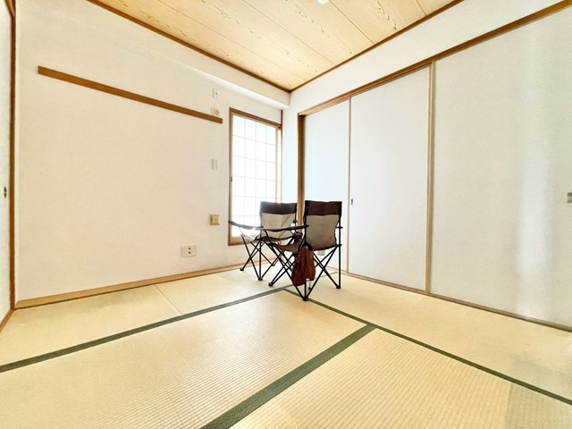 【和室】 | エステムコート吹田片山公園フローラ | 物件を比較検討したいお客様には、「物件比較見学プラン」をご用意しております。こちらの物件だけでなく、お客様の希望に沿った物件を、いくつかまとめてご案内させて頂きます。