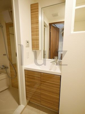 ガーラリバースクエア横濱南の洗面所