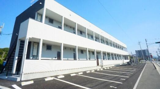 伊岐須ベルエア九工大の外観