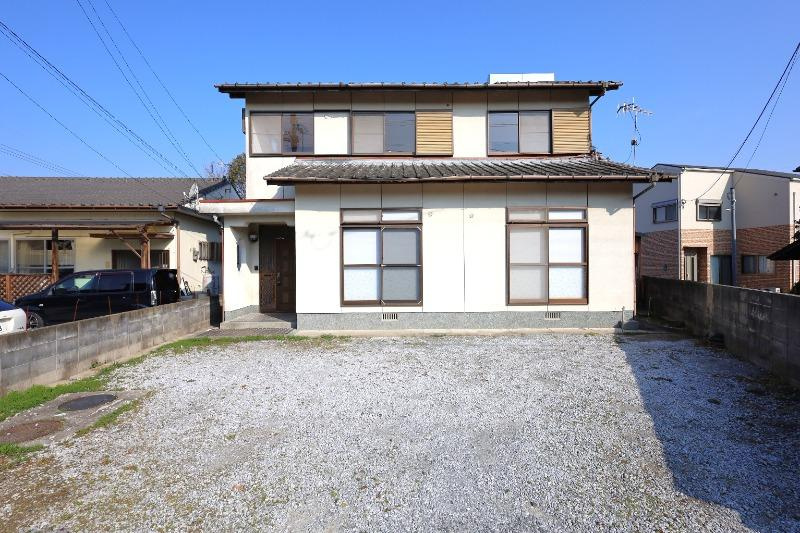 春日町貸家の外観