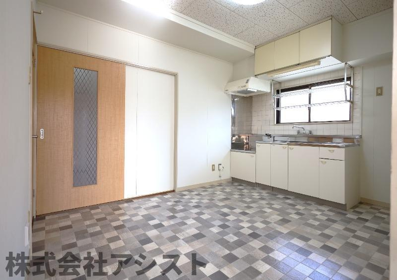 ロゼ赤坂の居間・リビング