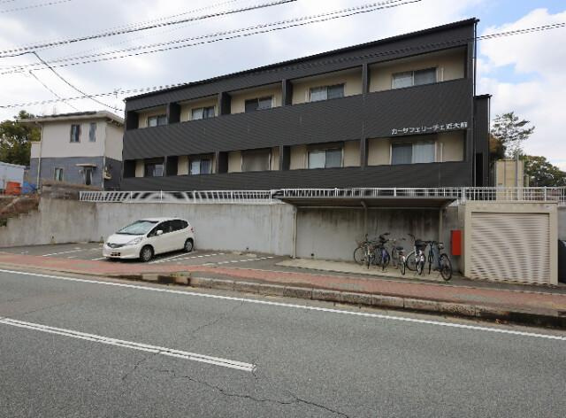 カーサフェリーチェ近大前の外観