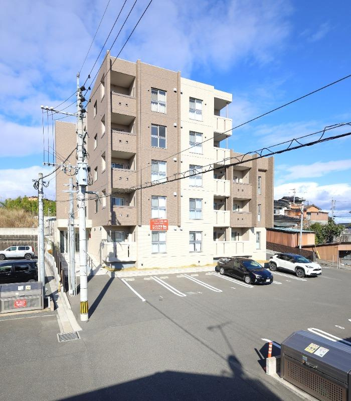 グランドゥール若菜弐番館の外観