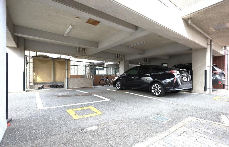 ハインズMⅢの駐車場|駐車場スペースはこちらに