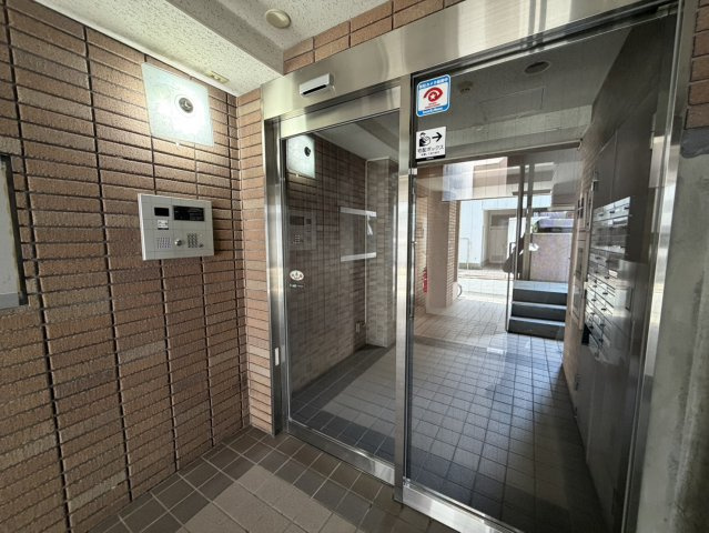 【エントランス】 | エクセルハイム | オートロック
