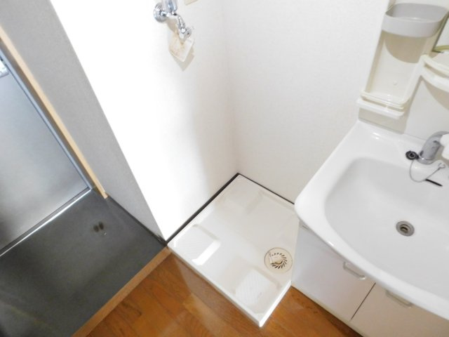 【設備】 | エクセルハイム | 同タイプ　室内洗濯機置場